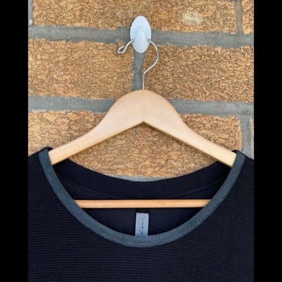 RAQUEL ALLEGRA LONG SLEEVE FITTED DRESS IN BLACK 2 - Picture 3 of 8